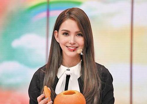 昆凌微博爆料打假视频,揭秘网络谣言背后的真相 第1张 昆凌微博爆料打假视频,揭秘网络谣言背后的真相 第1张